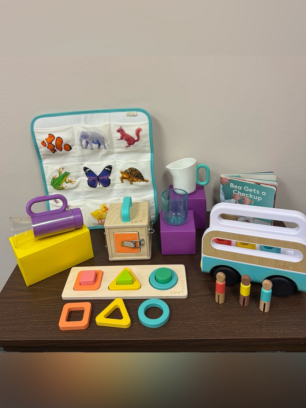 Lovevery the realist play kit